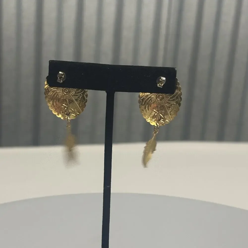 Vintage Gold Tone Concho‎ Earrings Pierced Dangle Feather Drop Western Jewelry